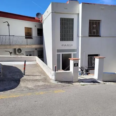 Bella Riva A Rosas- Cav